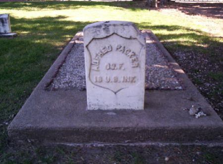 Photograph of Alfred Packer's grave in Littleton Cemetery, Littleton, Colorado
